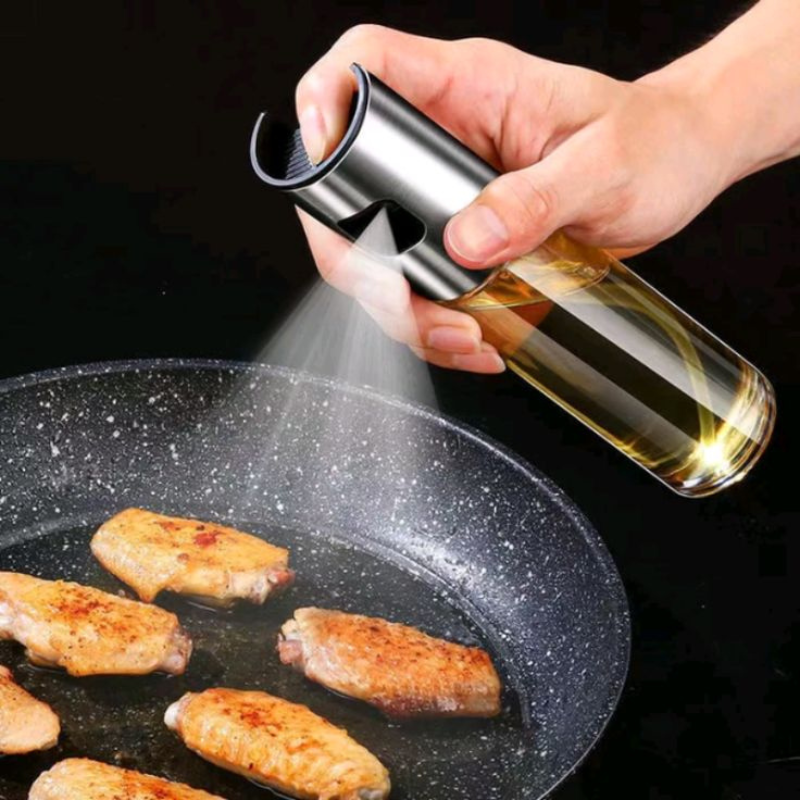 100ml Oil Spray Bottle – Golden & Silver – Fine Mist Sprayer for Cooking, Grilling & Baking