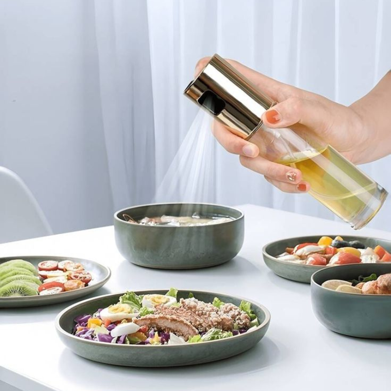 100ml Oil Spray Bottle – Golden & Silver – Fine Mist Sprayer for Cooking, Grilling & Baking