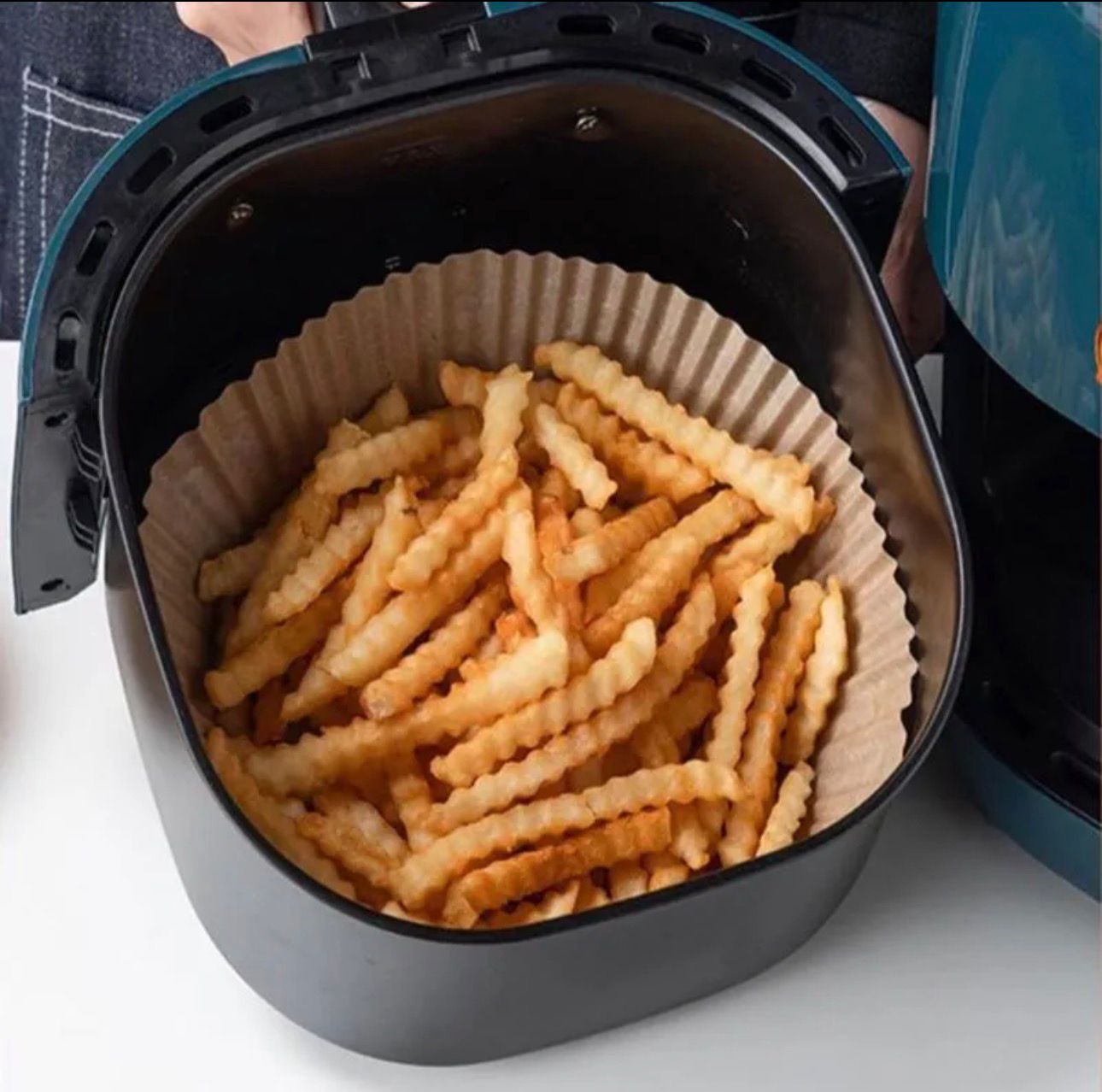 50pcs Air Fryer Disposable Paper Liner Non-Stick Mat Steamer Round Paper Baking Mats (big size)